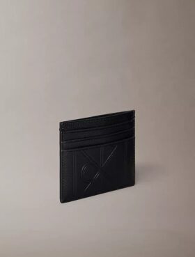 Etui na karty z wytłoczonym logo Etui na karty z wytłoczonym logo