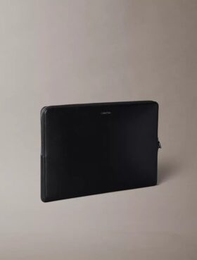 Etui na laptopa z logo