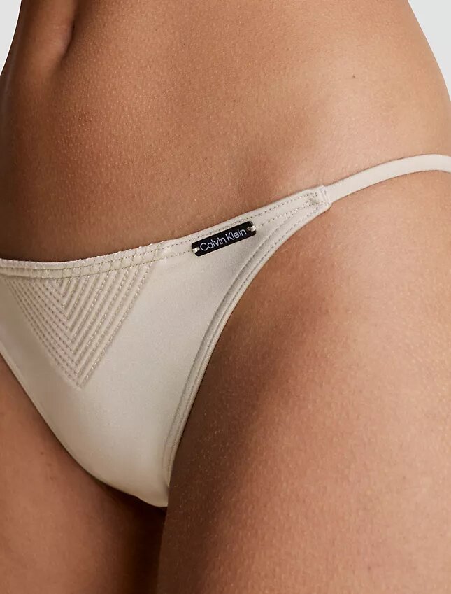 Figurujące dóły bikini Figurujące dóły bikini