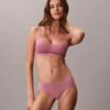 Form to Body Bralette z lekką wyściółką Form to Body Bralette z lekką wyściółką