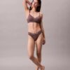 Form to Body, lekko podszyta Bralette Form to Body, lekko podszyta Bralette