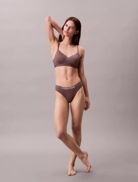 Form to Body, lekko podszyta Bralette