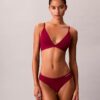 Form to Body, lekko wyściełany biustonosz typu Bralette w kształcie trójkąta Form to Body, lekko wyściełany biustonosz typu Bralette w kształcie trójkąta