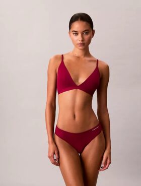 Form to Body, lekko wyściełany biustonosz typu Bralette w kształcie trójkąta