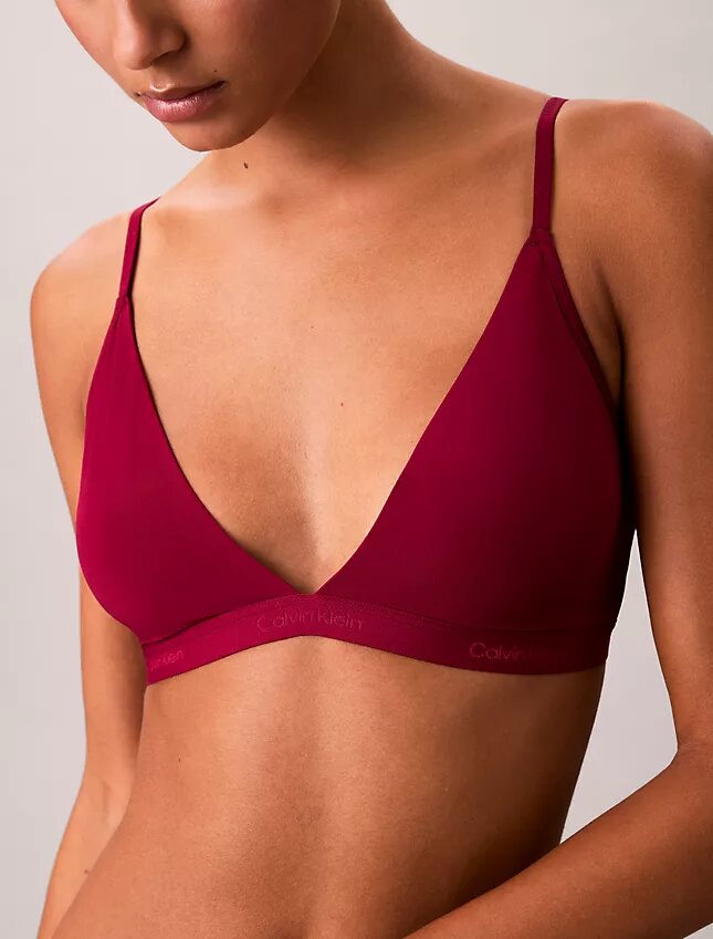 Form to Body, lekko wyściełany biustonosz typu Bralette w kształcie trójkąta Form to Body, lekko wyściełany biustonosz typu Bralette w kształcie trójkąta