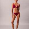 Form to Body, lekko wyściełany biustonosz typu Bralette w kształcie trójkąta Form to Body, lekko wyściełany biustonosz typu Bralette w kształcie trójkąta