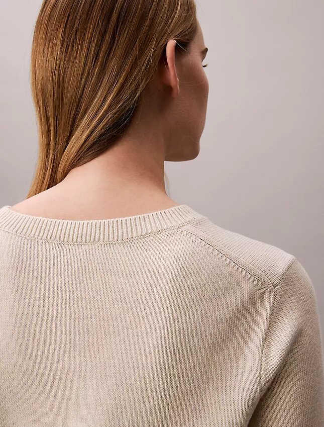 Gładki sweter z bawełny szenilowej z napisem Monologo Gładki sweter z bawełny szenilowej z napisem Monologo