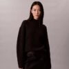 Gruby sweter z golfem o luźnym kroju Gruby sweter z golfem o luźnym kroju
