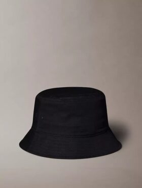 Haftowana czapka typu bucket z Monogramem Haftowana czapka typu bucket z Monogramem