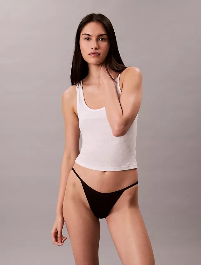 Idealne bikini typu micro string Idealne bikini typu micro string