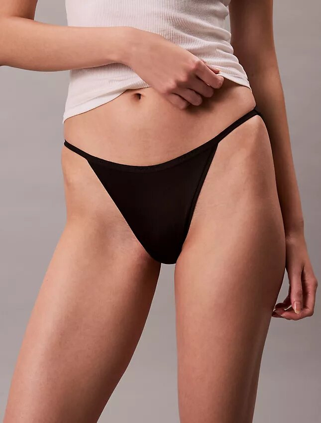 Idealne bikini typu micro string Idealne bikini typu micro string
