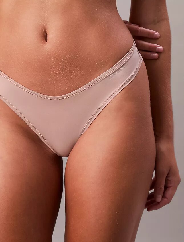 Idealne mikro Thong Idealne mikro Thong
