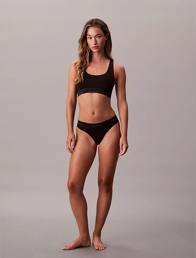 Ikoniczna bawełniano-Modalowa Bralette Unlined z metalicznym wykończeniem Ikoniczna bawełniano-Modalowa Bralette Unlined z metalicznym wykończeniem