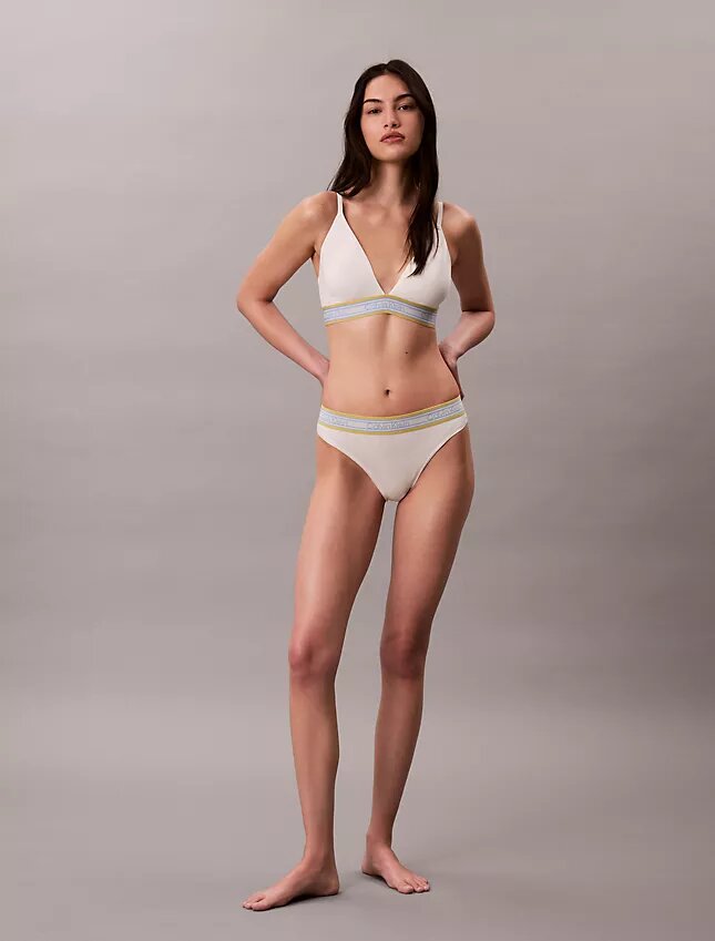 Ikoniczny bawełniano-Modalny biustonosz typu Bralette w paski, lekko podszyty, w kształcie trójkąta Ikoniczny bawełniano-Modalny biustonosz typu Bralette w paski, lekko podszyty, w kształcie trójkąta