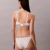 Ikoniczny bawełniano-Modalny biustonosz typu Bralette w paski, lekko podszyty, w kształcie trójkąta Ikoniczny bawełniano-Modalny biustonosz typu Bralette w paski, lekko podszyty, w kształcie trójkąta