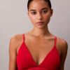 Ikoniczny bawełniano-Modalny biustonosz typu Bralette z metalicznym wykończeniem i lekką podszewką Ikoniczny bawełniano-Modalny biustonosz typu Bralette z metalicznym wykończeniem i lekką podszewką