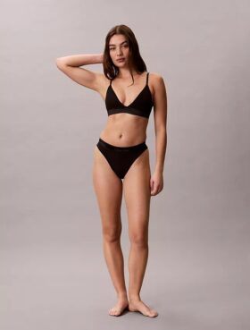 Ikoniczny bawełniano-Modalny biustonosz typu Bralette z metalicznym wykończeniem i lekką podszewką Ikoniczny bawełniano-Modalny biustonosz typu Bralette z metalicznym wykończeniem i lekką podszewką