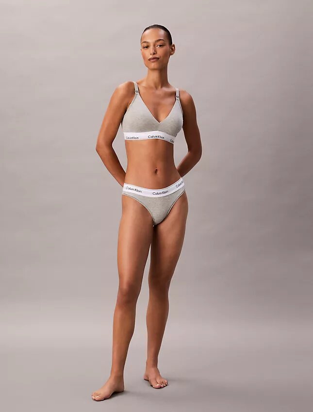 Ikoniczny bawełniano-Modalny Bralette ciążowy z lekką podszewką w kształcie trójkąta Ikoniczny bawełniano-Modalny Bralette ciążowy z lekką podszewką w kształcie trójkąta
