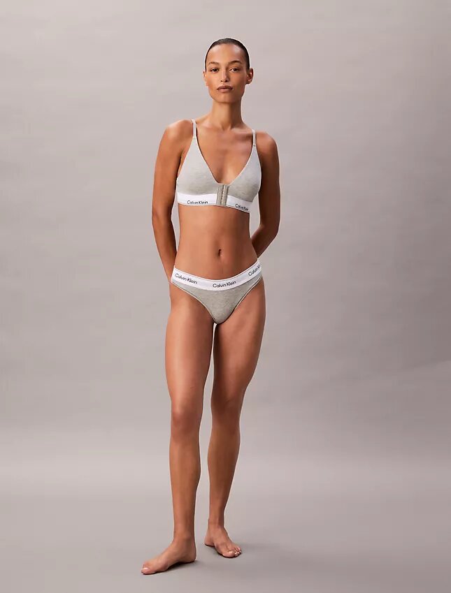 Ikoniczny bawełniano-Modalny Bralette trójkątny z lekką podszewką, przeznaczony do noszenia po operacji Ikoniczny bawełniano-Modalny Bralette trójkątny z lekką podszewką, przeznaczony do noszenia po operacji