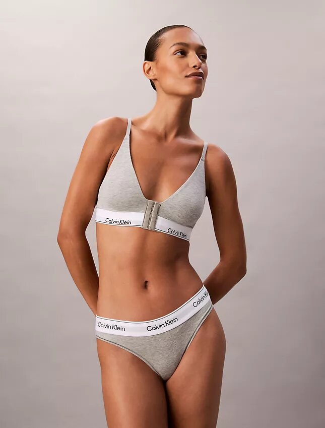Ikoniczny bawełniano-Modalny Bralette trójkątny z lekką podszewką, przeznaczony do noszenia po operacji Ikoniczny bawełniano-Modalny Bralette trójkątny z lekką podszewką, przeznaczony do noszenia po operacji