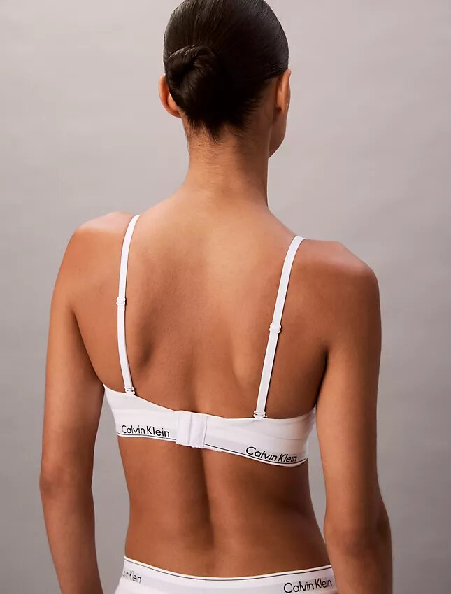 Ikoniczny bawełniano-Modalny Bralette trójkątny z lekką podszewką, przeznaczony do noszenia po operacji Ikoniczny bawełniano-Modalny Bralette trójkątny z lekką podszewką, przeznaczony do noszenia po operacji