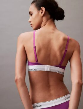 Ikoniczny bawełniano-Modalowy, lekko podszyty Bralette trójkątny Ikoniczny bawełniano-Modalowy, lekko podszyty Bralette trójkątny