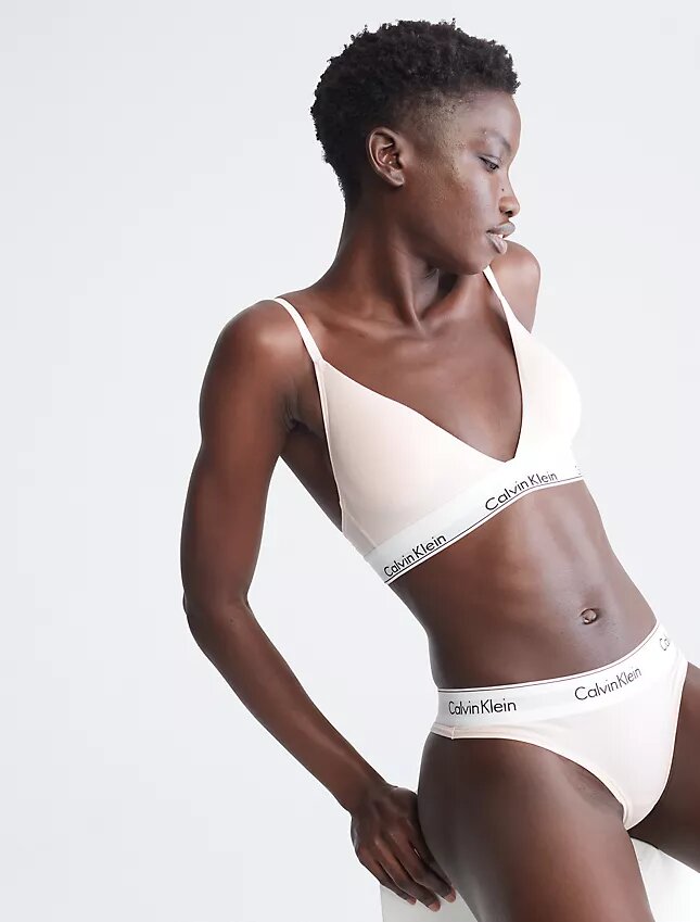 Ikoniczny bawełniano-Modalowy, lekko podszyty Bralette trójkątny Ikoniczny bawełniano-Modalowy, lekko podszyty Bralette trójkątny