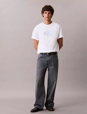 Jeansy typu baggy