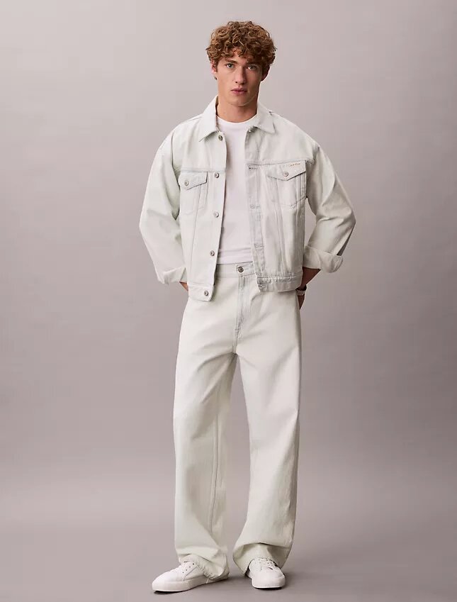 Jeansy typu baggy Jeansy typu baggy