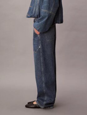 Jeansy typu cargo