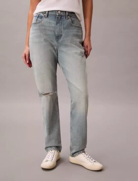 Jeansy typu mom fit