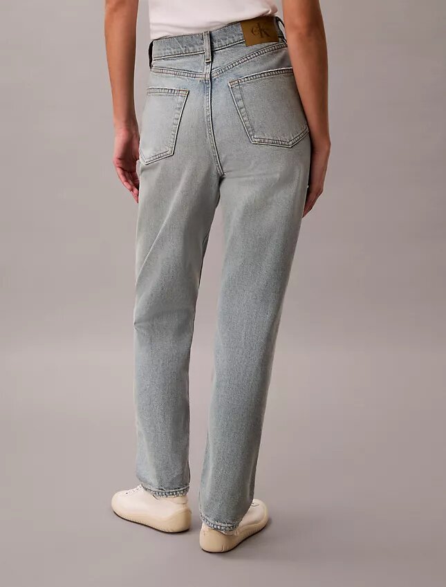 Jeansy typu mom fit Jeansy typu mom fit