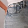 Jeansy typu mom fit Jeansy typu mom fit