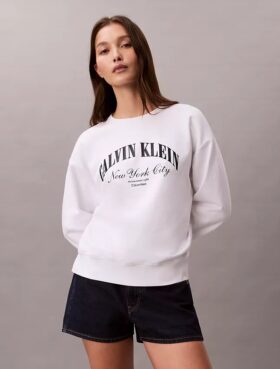 Klasyczna bluza w stylu retro