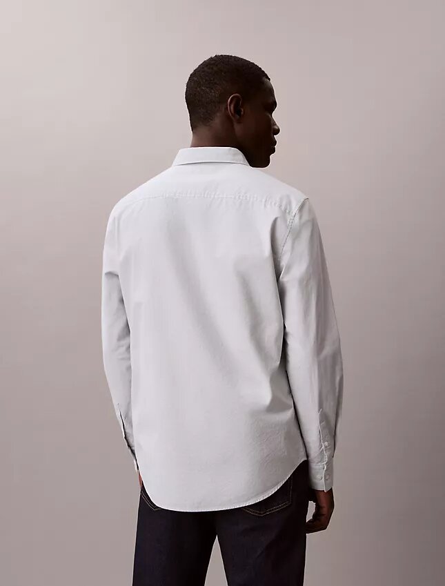Klasyczna koszula z guzikami w stylu Oxford Klasyczna koszula z guzikami w stylu Oxford