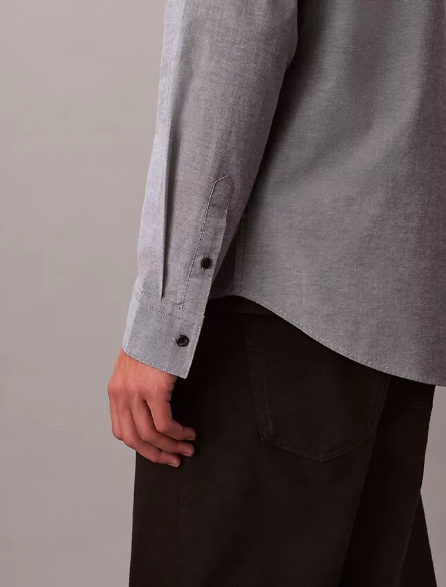 Klasyczna koszula z guzikami w stylu Oxford Klasyczna koszula z guzikami w stylu Oxford