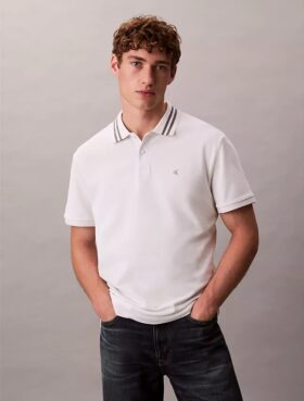 Klasyczna koszulka polo z monogramem i pikowanym wykończeniem