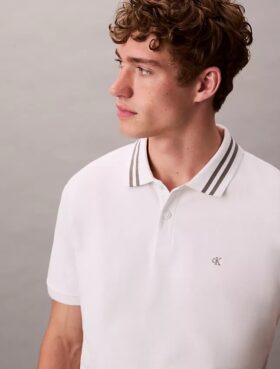 Klasyczna koszulka polo z monogramem i pikowanym wykończeniem