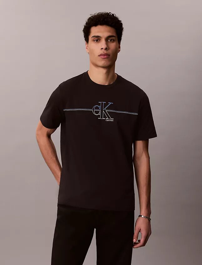 Klasyczna koszulka z nadrukiem z linii Monogram Klasyczna koszulka z nadrukiem z linii Monogram