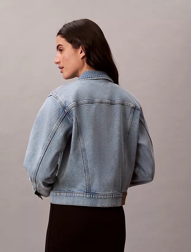 Klasyczna Trucker Jacket Klasyczna Trucker Jacket