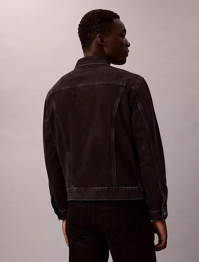 Klasyczna Trucker Jacket Klasyczna Trucker Jacket