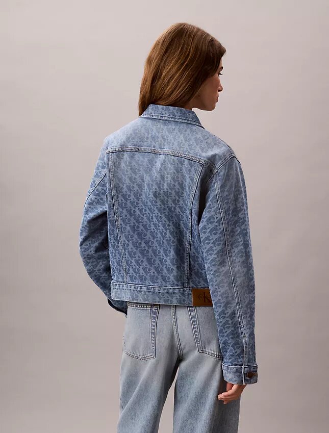 Klasyczna Trucker Jacket Klasyczna Trucker Jacket