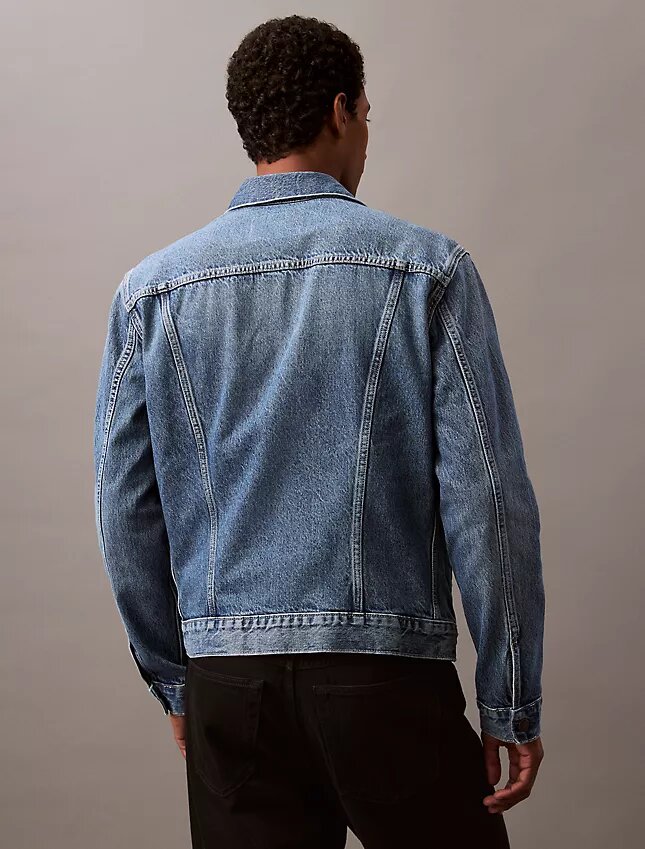 Klasyczna Trucker Jacket Klasyczna Trucker Jacket