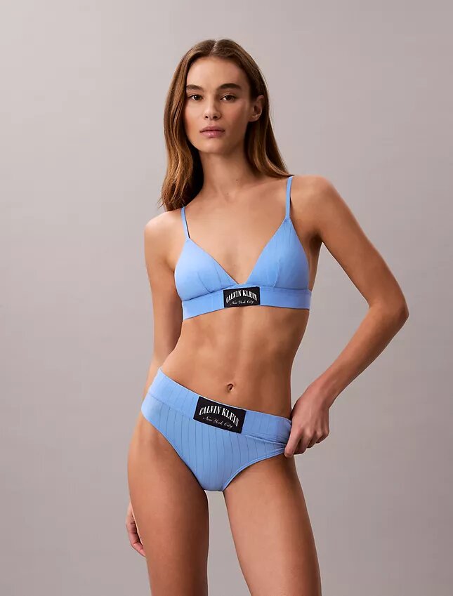 Klasyczny, lekko wyściełany Bralette trójkątny z Cotton Stretch Klasyczny, lekko wyściełany Bralette trójkątny z Cotton Stretch