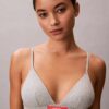 Klasyczny, lekko wyściełany Bralette trójkątny z Cotton Stretch Klasyczny, lekko wyściełany Bralette trójkątny z Cotton Stretch