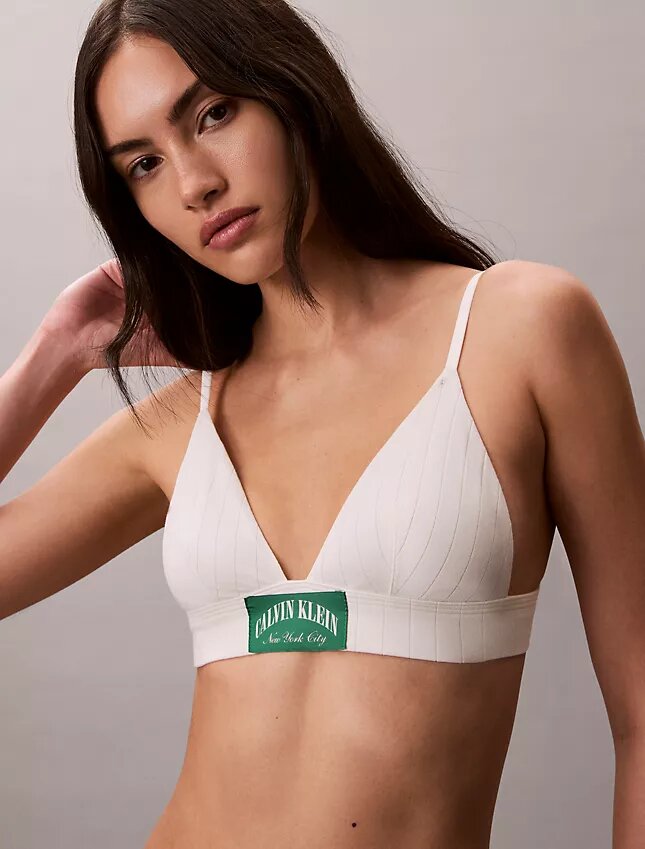 Klasyczny, lekko wyściełany Bralette trójkątny z Cotton Stretch Klasyczny, lekko wyściełany Bralette trójkątny z Cotton Stretch