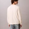 Klasyczny sweter z nadrukiem w stylu color block