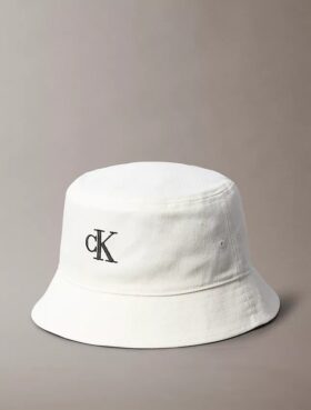 Kompaktowa czapka z daszkiem z Monogramem