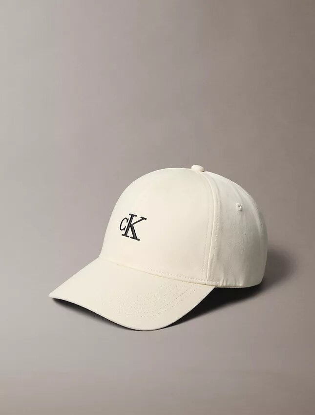 Kompaktowa czapka z daszkiem z Monogramem Kompaktowa czapka z daszkiem z Monogramem
