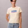Kontrastowa koszulka slim fit z nadrukiem logo Kontrastowa koszulka slim fit z nadrukiem logo